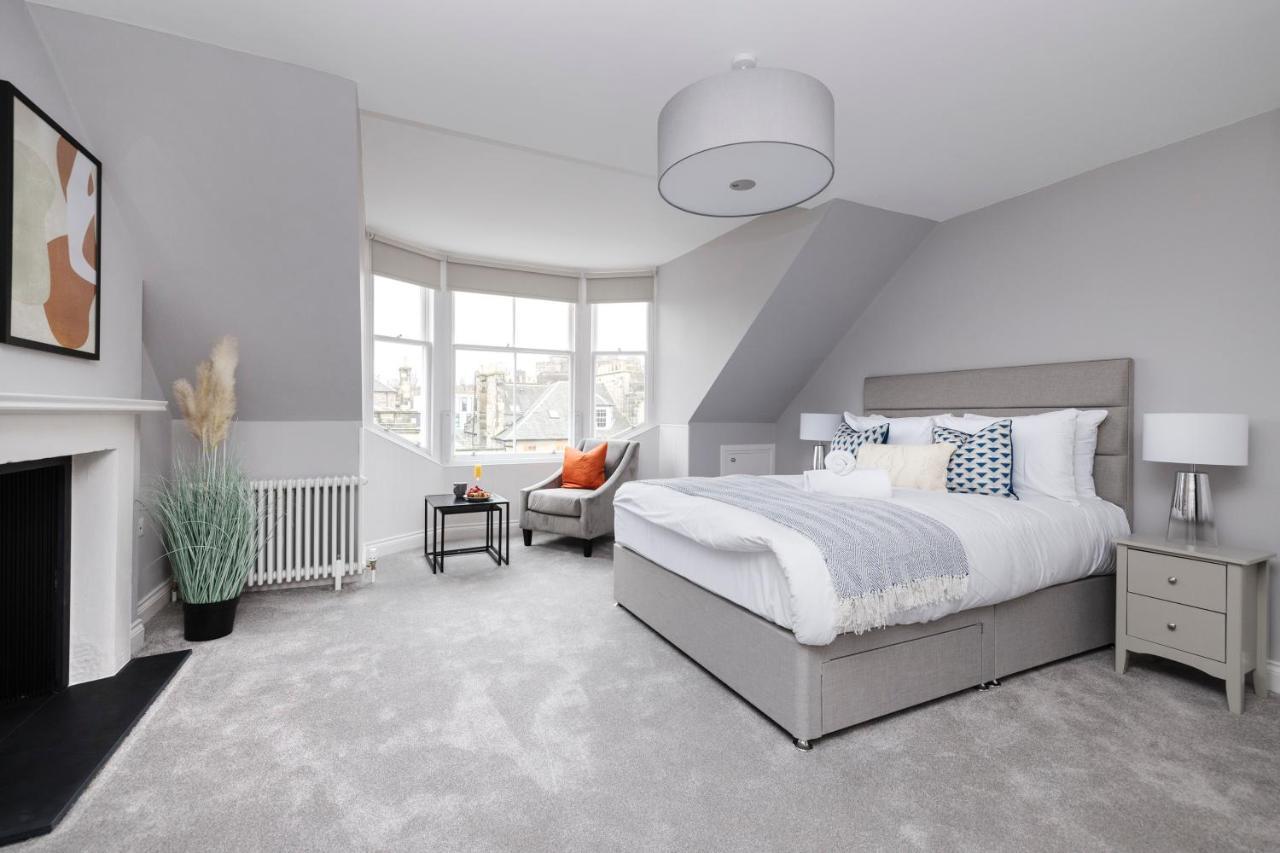 Altido Gorgeous Flat Overlooking Edinburgh Castle Ngoại thất bức ảnh