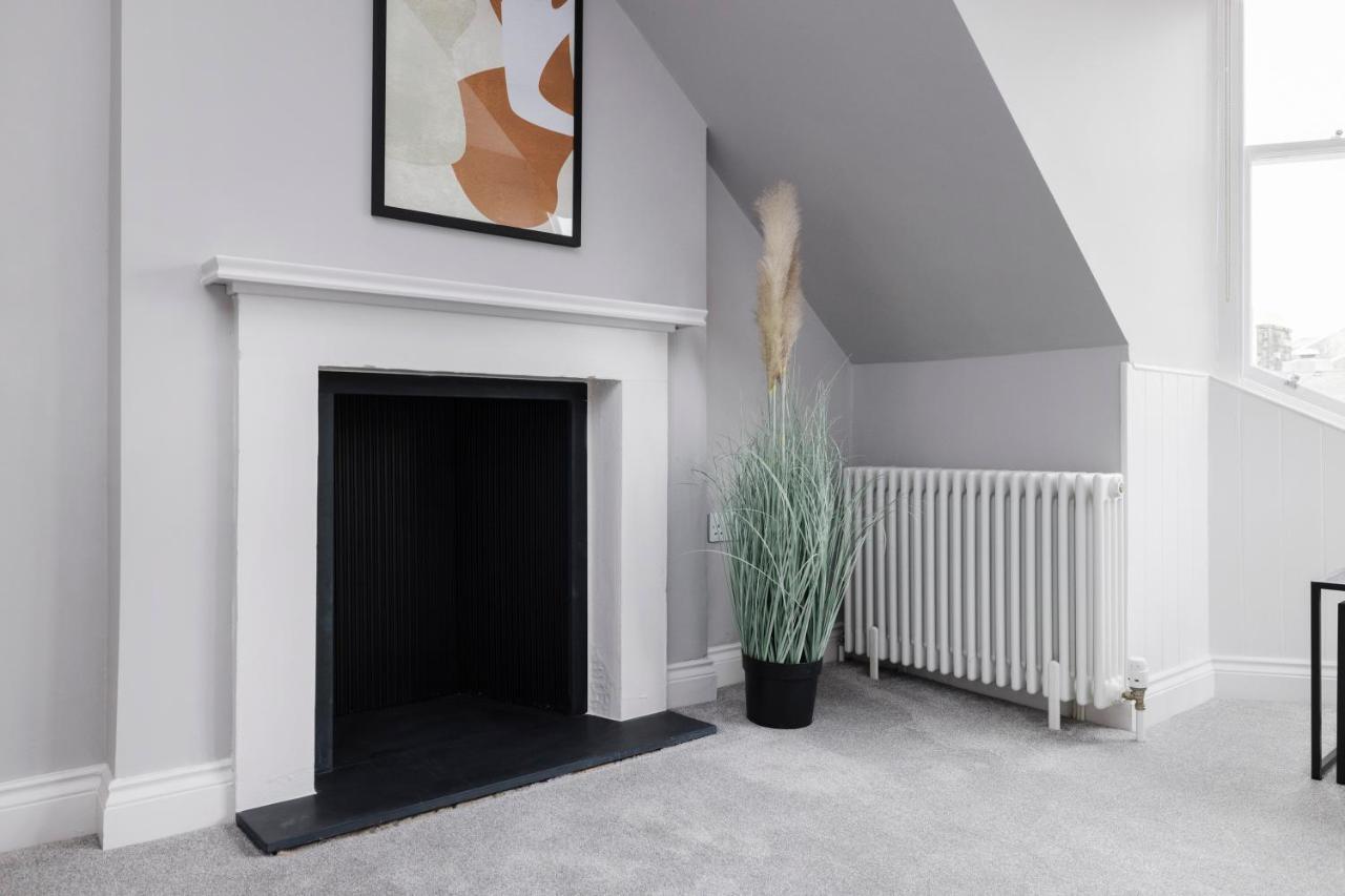 Altido Gorgeous Flat Overlooking Edinburgh Castle Ngoại thất bức ảnh
