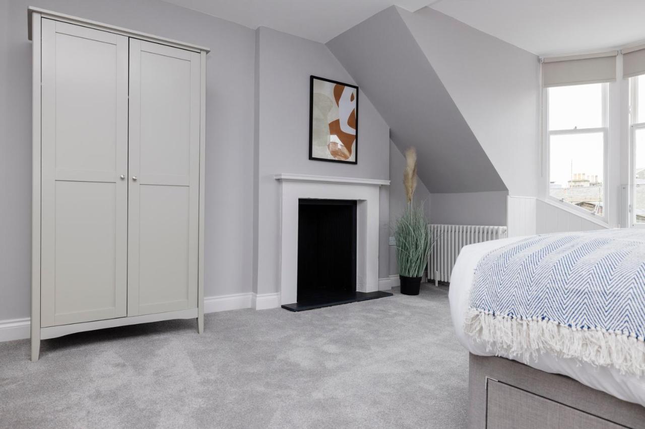 Altido Gorgeous Flat Overlooking Edinburgh Castle Ngoại thất bức ảnh
